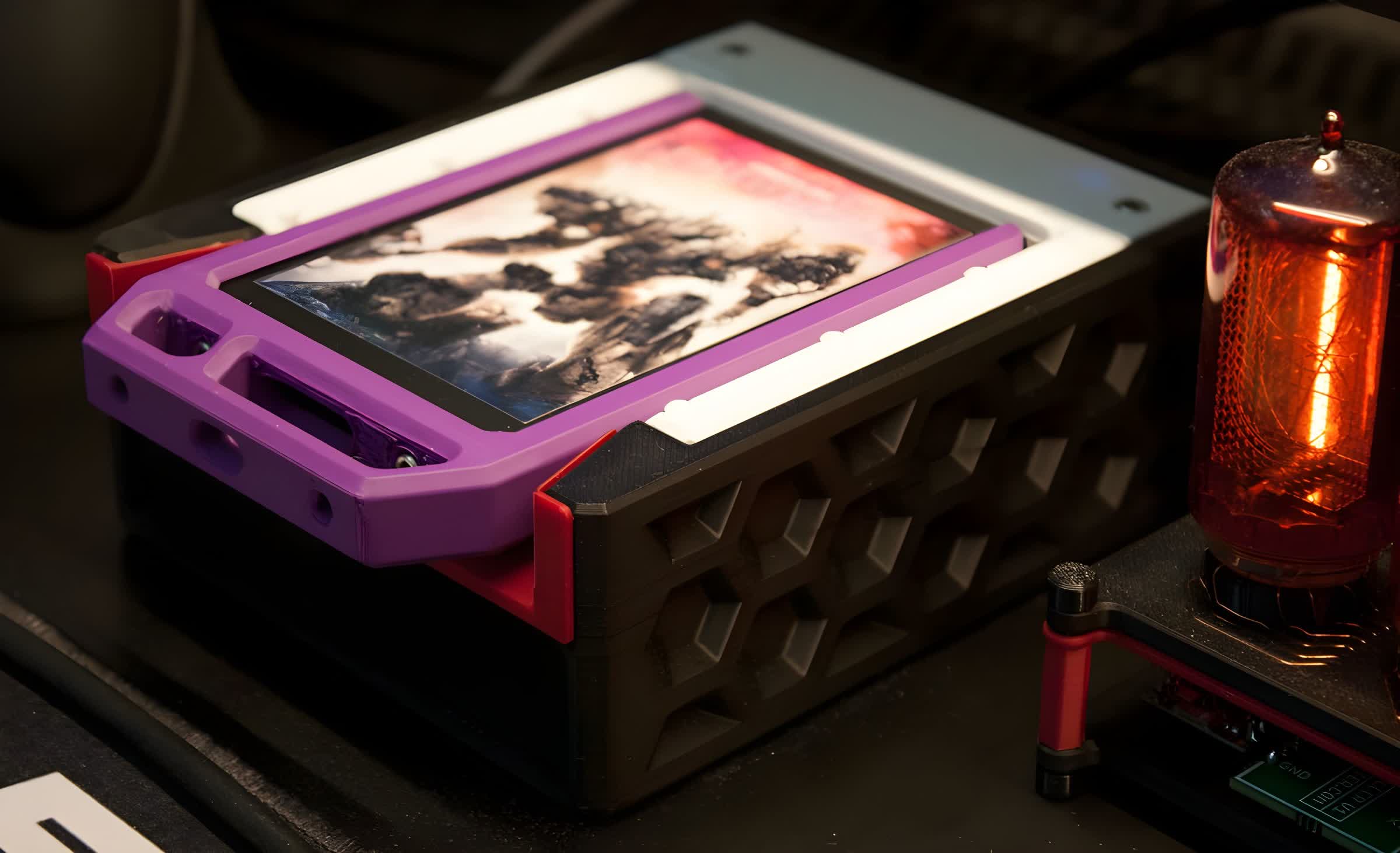 PC Gamers Are Turning Old SSDs Into Steam Game Cartridges