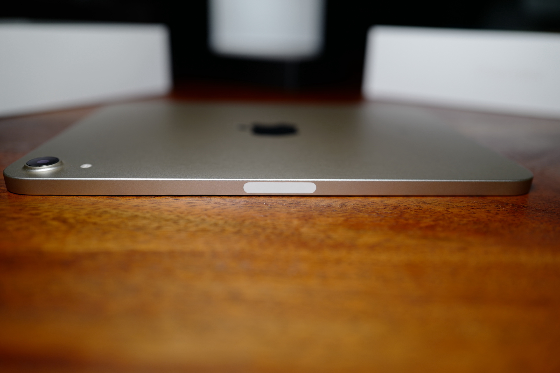 iPad Mini’s First OLED Screen: Why 60Hz Matters More Than You Think