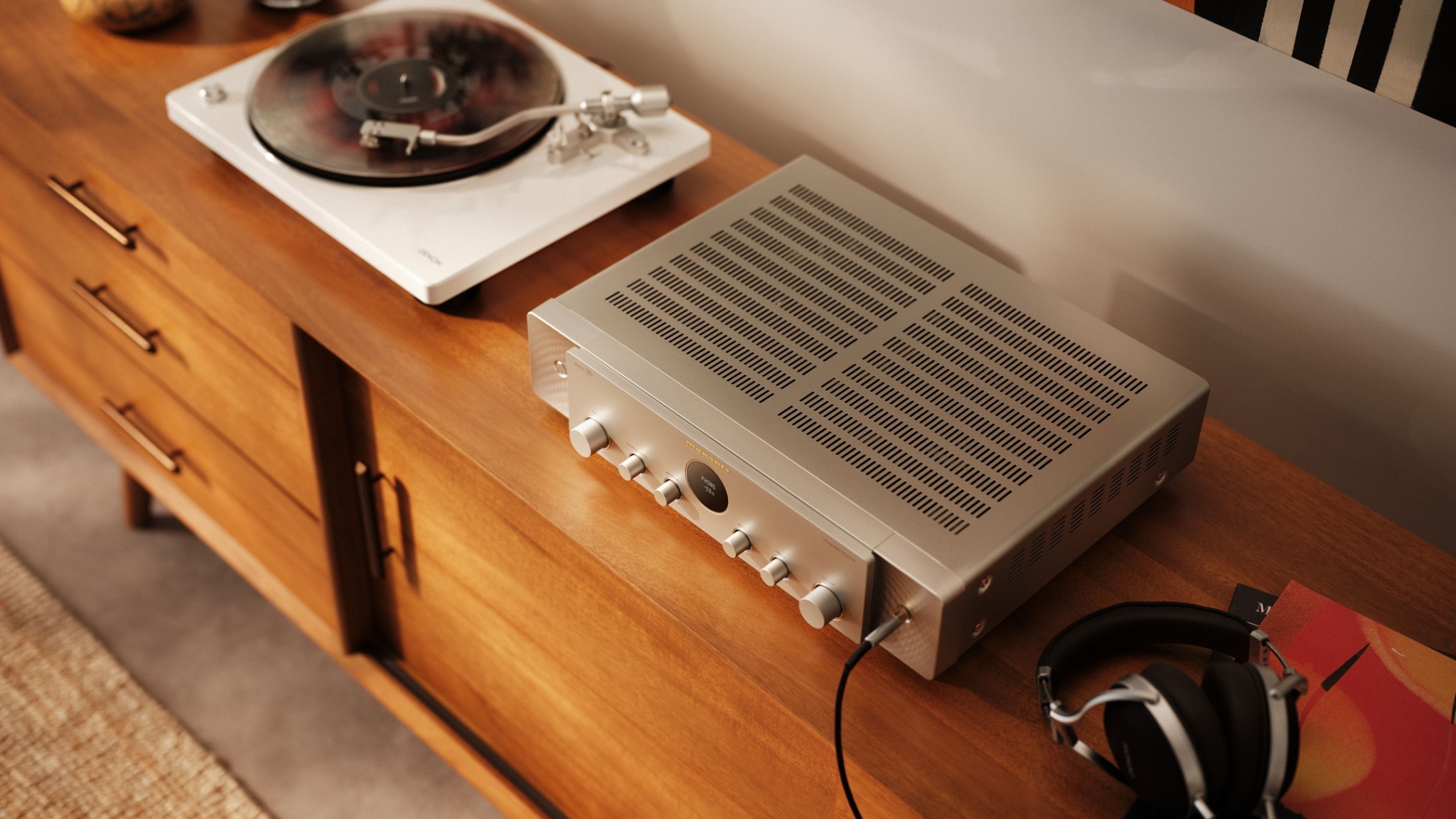 Marantz MODEL 70 và CD 70: Nhập môn hi-fi kiểu mới