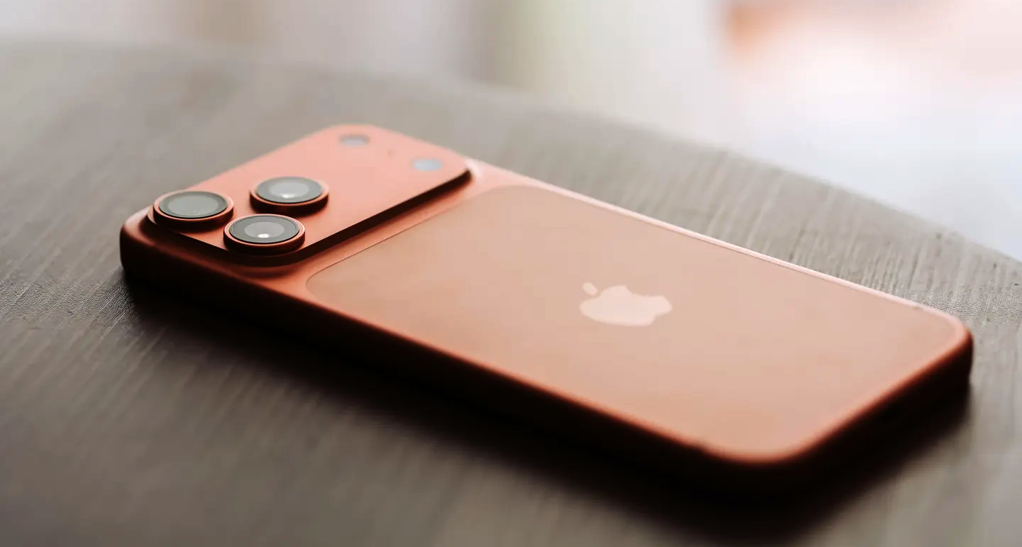 iPhone 18 Pro Max tăng giá kỷ lục: người dùng đang trả tiền cho chip nhớ