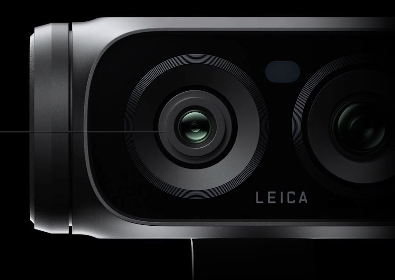 8K Pocket Gimbal Camera With Leica Optics Redefines Compact Video at $769