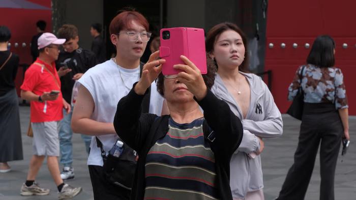 Giá linh kiện tăng vọt và cú trượt sâu của thị trường smartphone