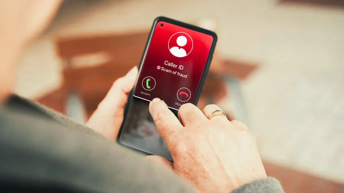 Cảnh báo: Thủ đoạn lừa đảo qua Zalo, Facebook và FaceTime