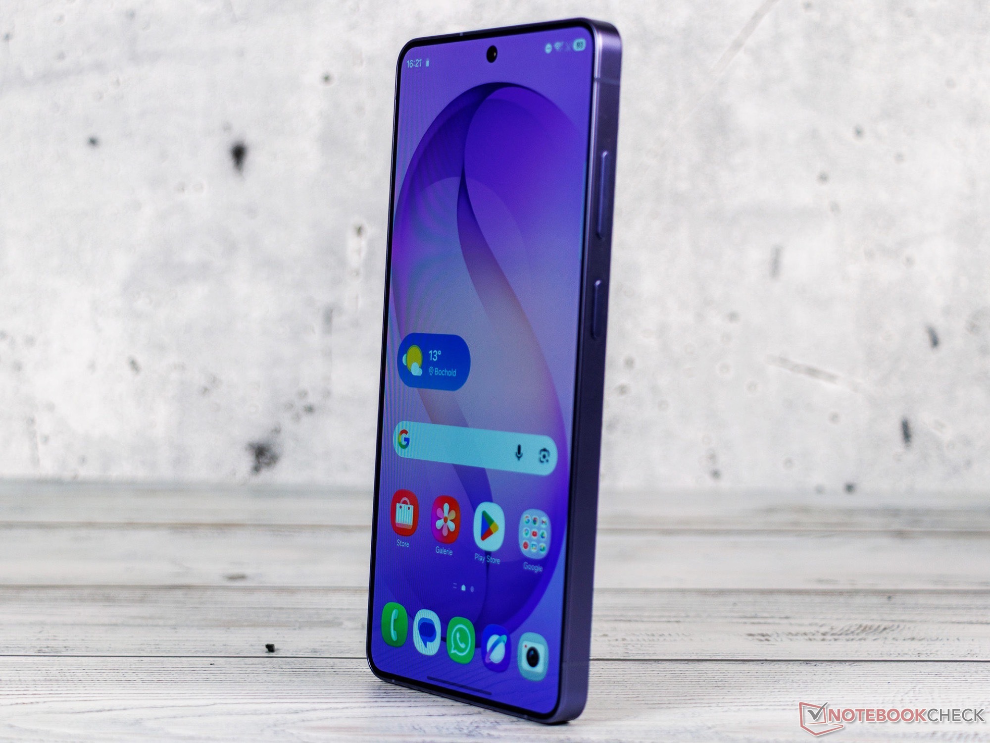 How to Remove Amazon Music Bloatware From Your Galaxy Phone