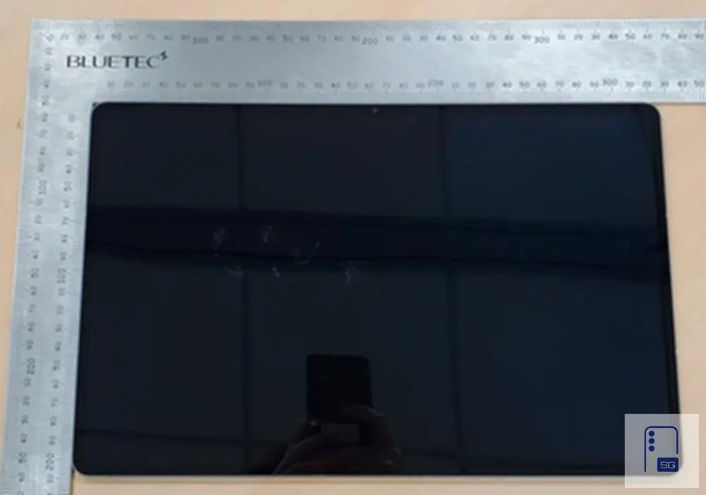 Samsung’s Galaxy Tab S12 Ultra: The Notch That Won’t Go Away