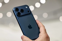 iPhone Ultra gập: iOS 27 hé lộ màn hình gập và pin 5.000 mAh
