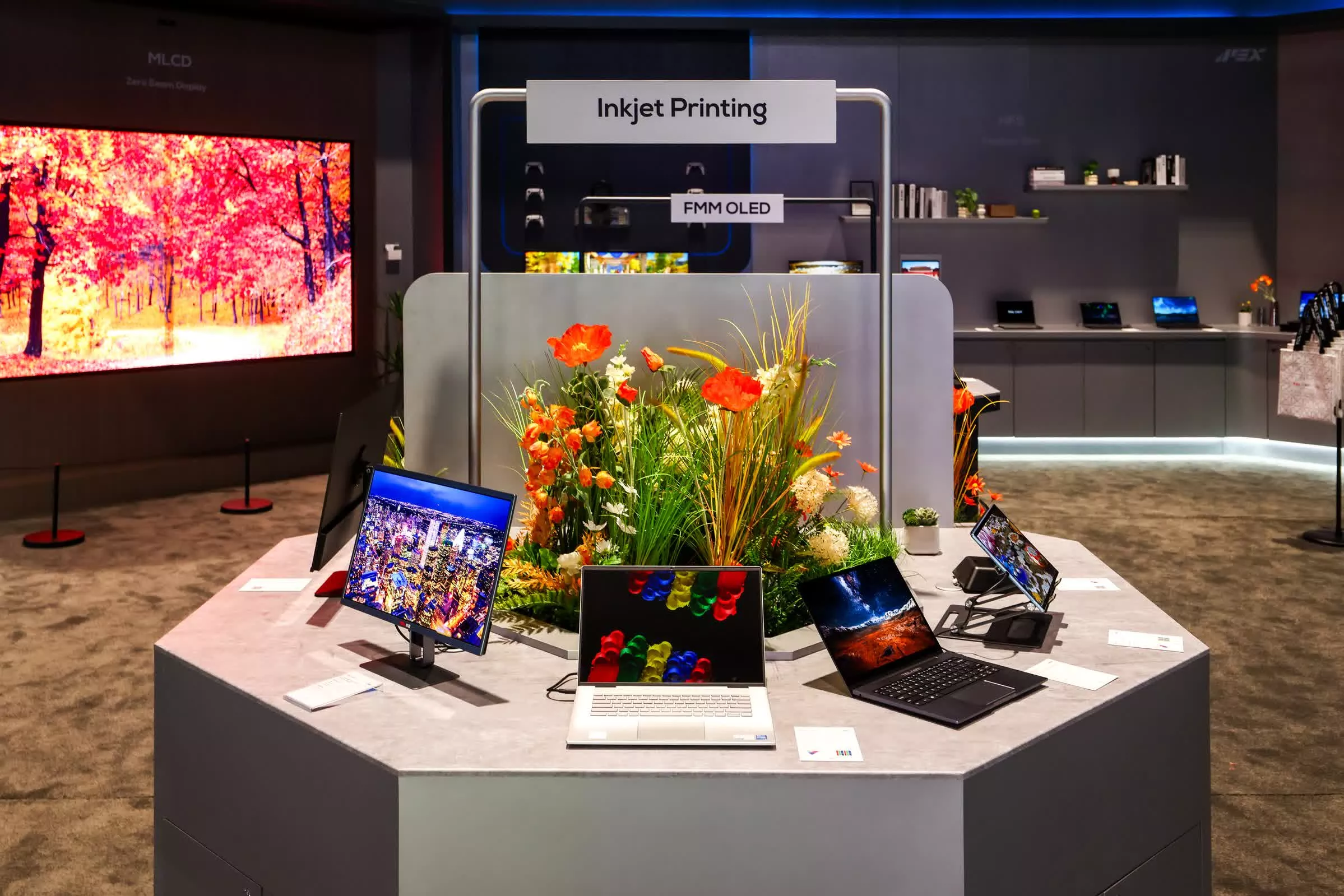 Inkjet-Printed OLED Puts Premium Laptop Screens Within Reach