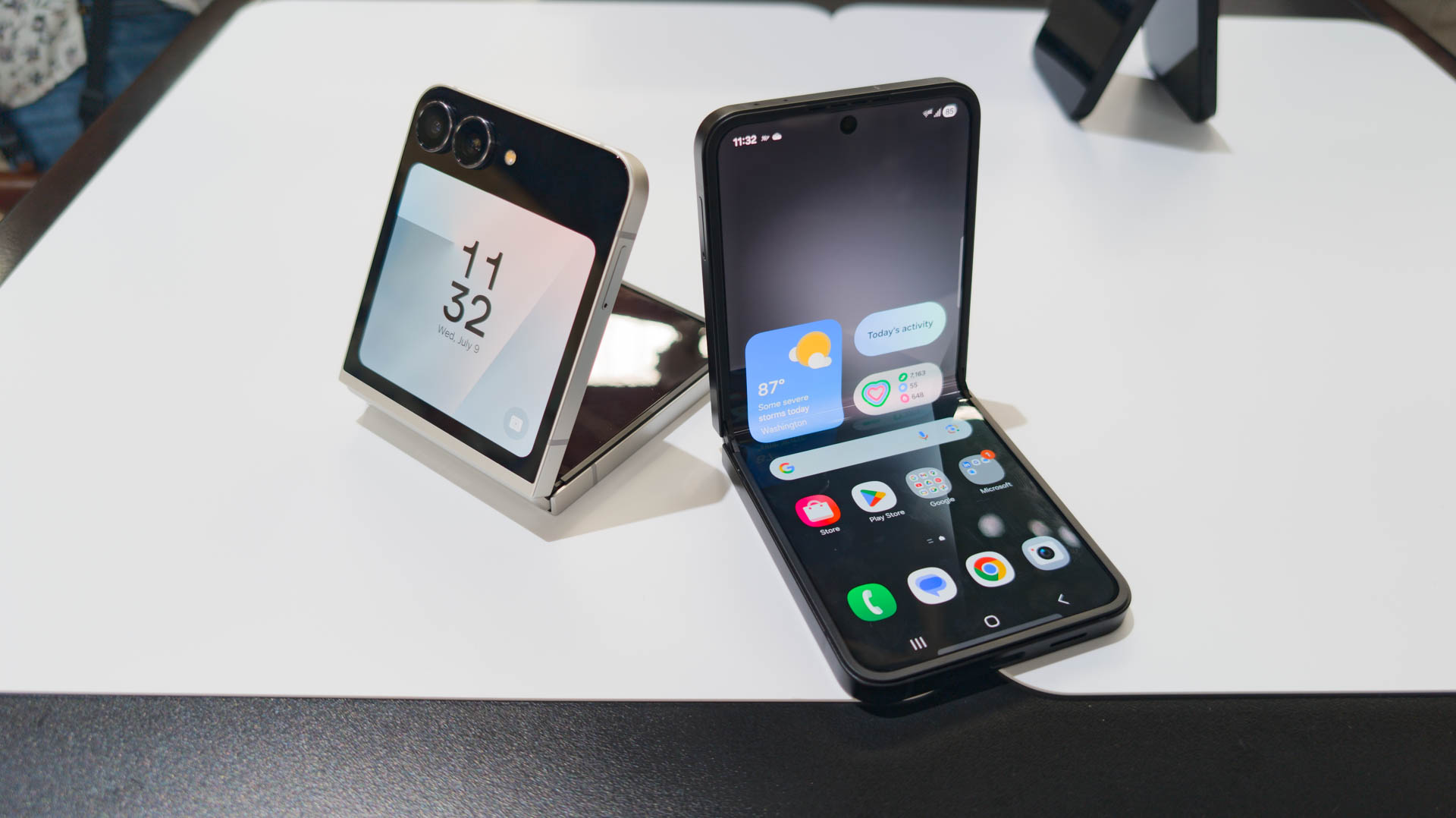 Samsung’s Flex Titanium Makes Foldables Feel Less Like Prototypes