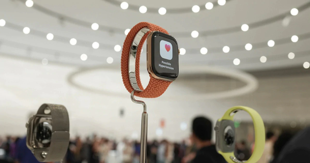 Apple Watch chiếm 90% smartwatch AI: Cuộc chơi đã an bài?