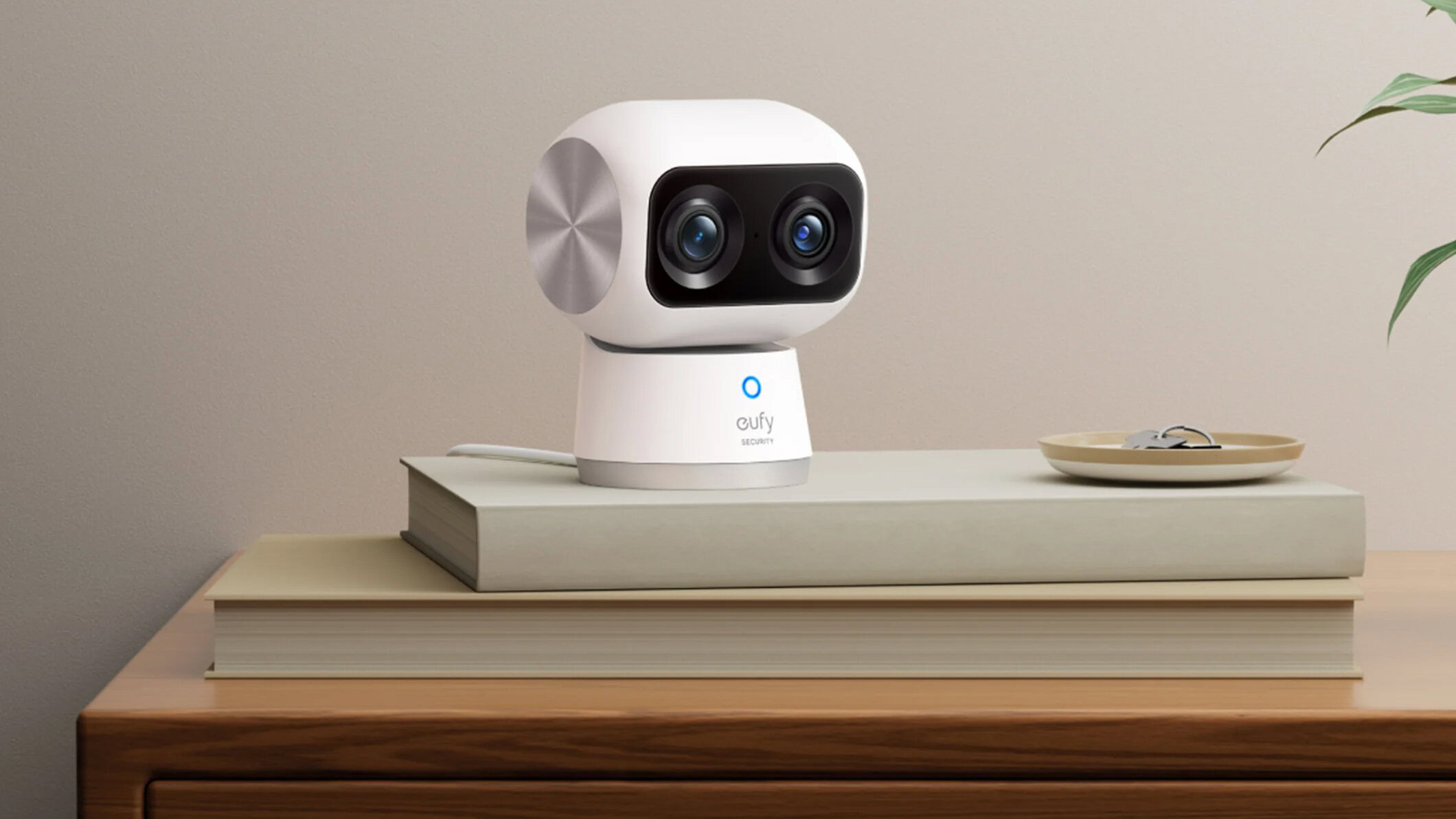Solar and 360-Degree Security Camera Deals Hit Record Lows