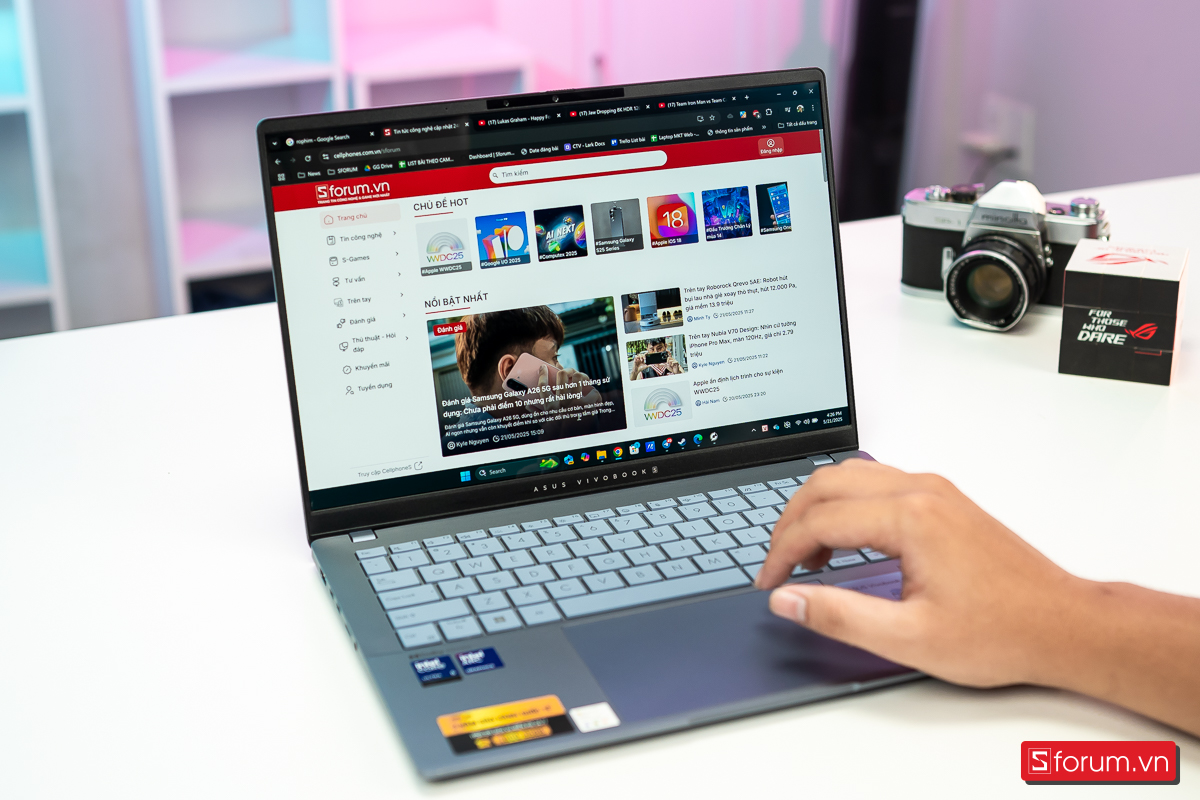 Laptop cho từng ngành: Quản trị, Logistics, Du lịch