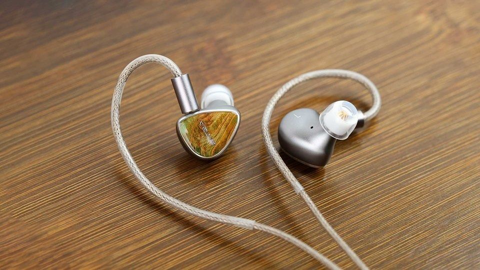 Sivga Lyrebird: tai nghe hybrid 4 driver cho audiophile mới chơi