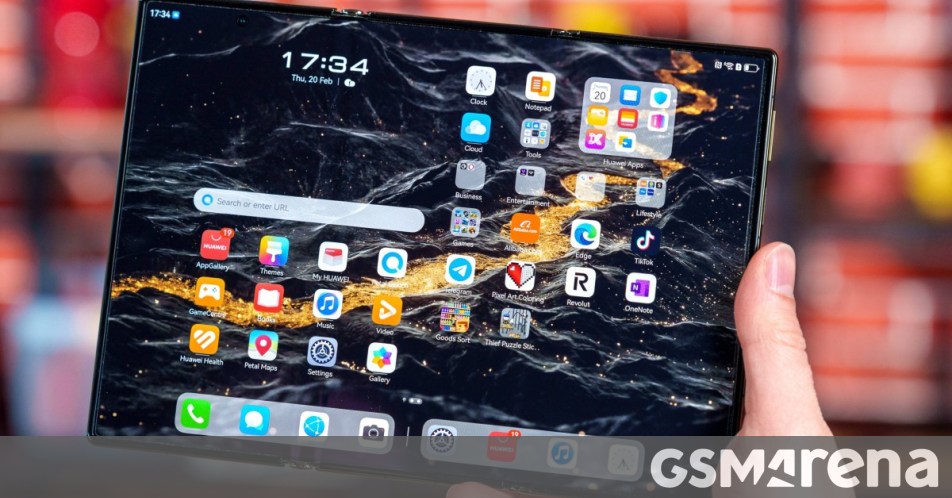 Huawei’s Triple-Fold Vision and Xiaomi’s HyperOS: The New Frontier of Foldable Phones