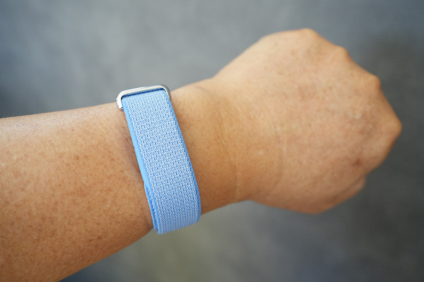 Garmin CIRQA vs Google Fitbit Air: cuộc cách mạng vòng đeo không màn hình