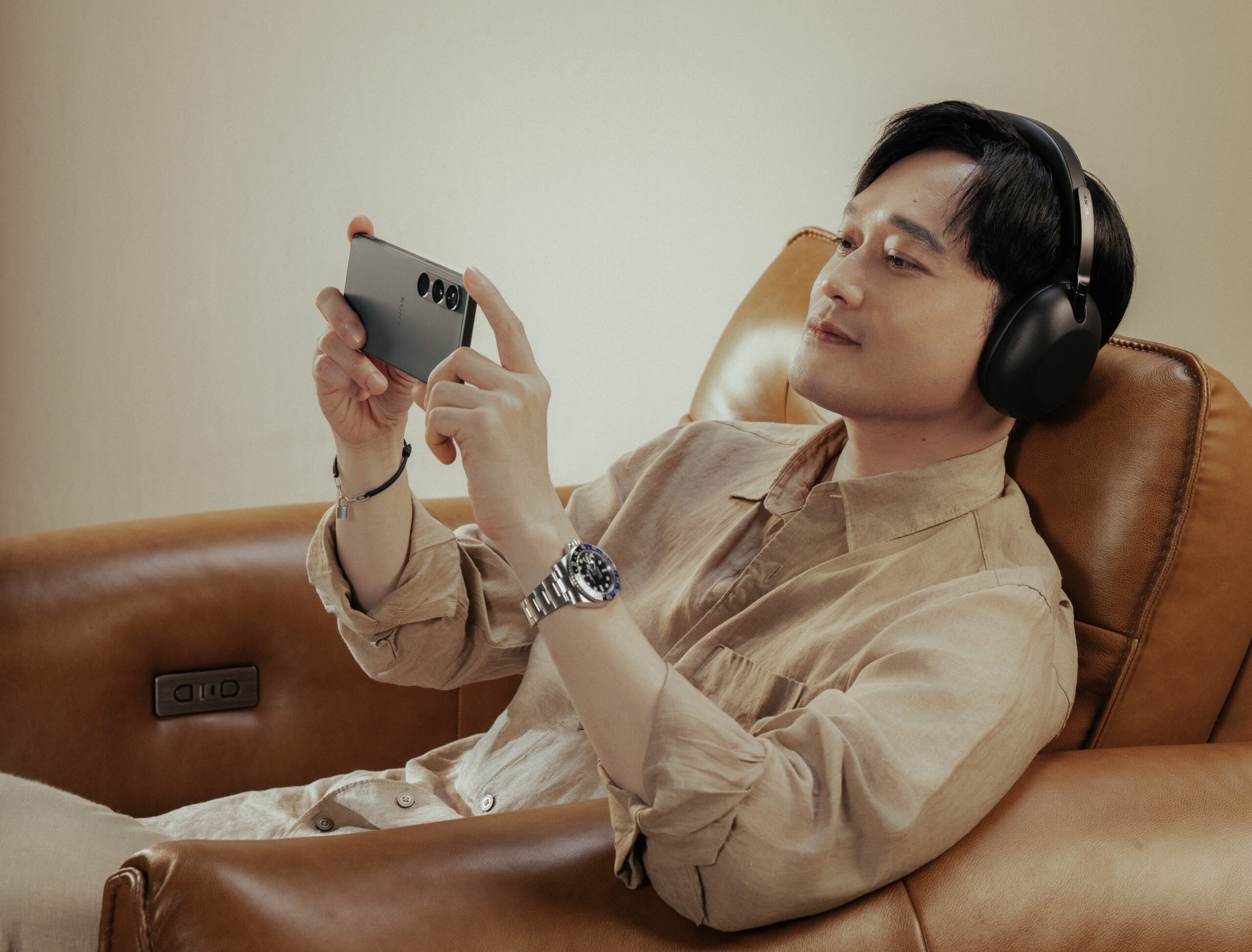 Khi Sony 1000X THE COLLEXION gặp Quang Vinh: cú bắt tay đánh vào cảm xúc người yêu âm nhạc
