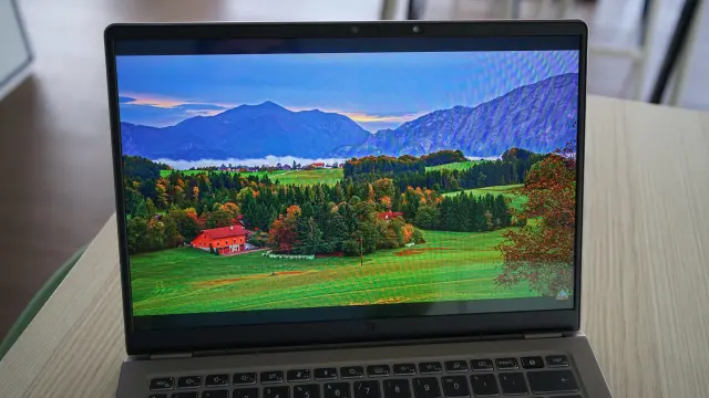 MSI Prestige 13 vs Prestige 14 AI+: laptop siêu nhẹ nào cho chuyên gia di động?