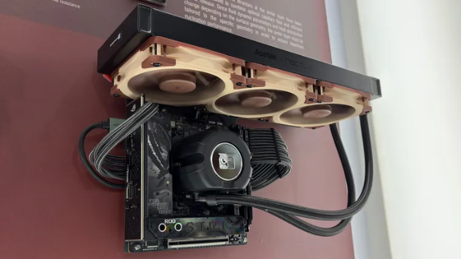 Noctua NL-LC1 đối đầu ID-COOLING FX360 LCD: đắt có xắt ra miếng?