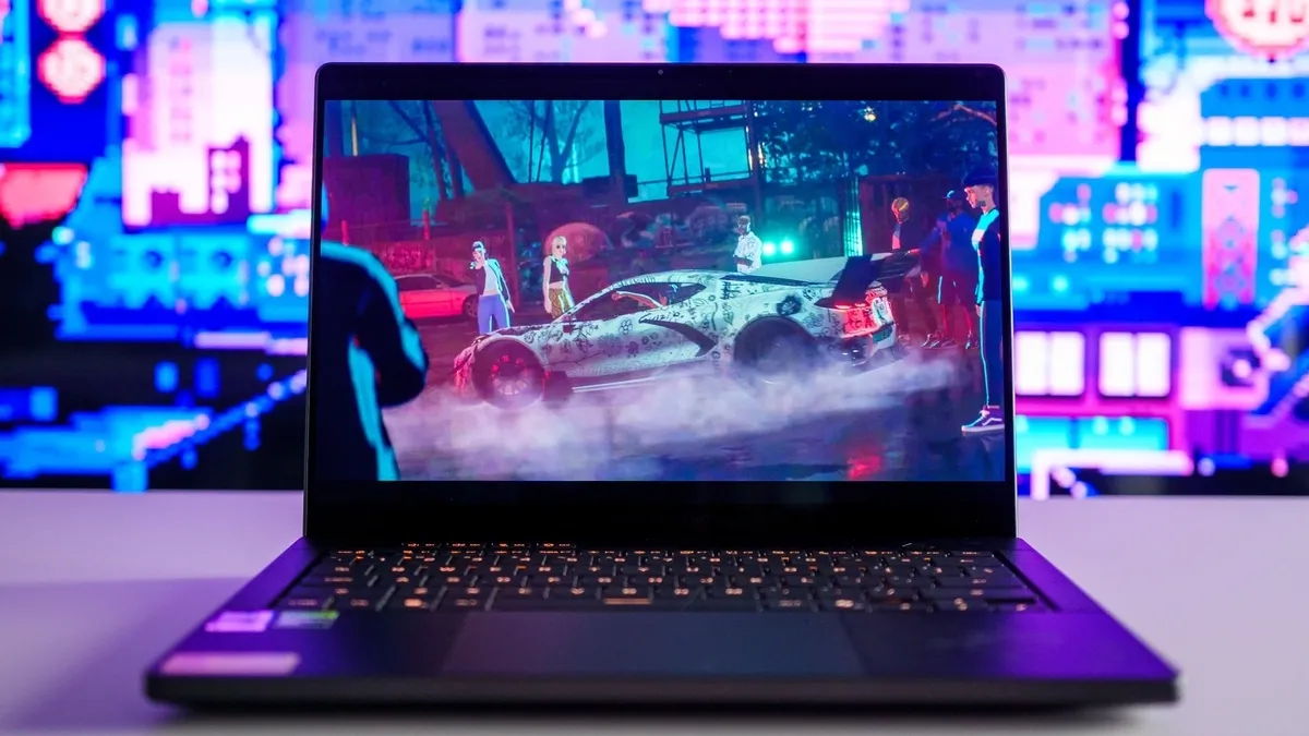 ASUS ROG Zephyrus G14: laptop gaming mỏng nhẹ flagship với RTX 5080