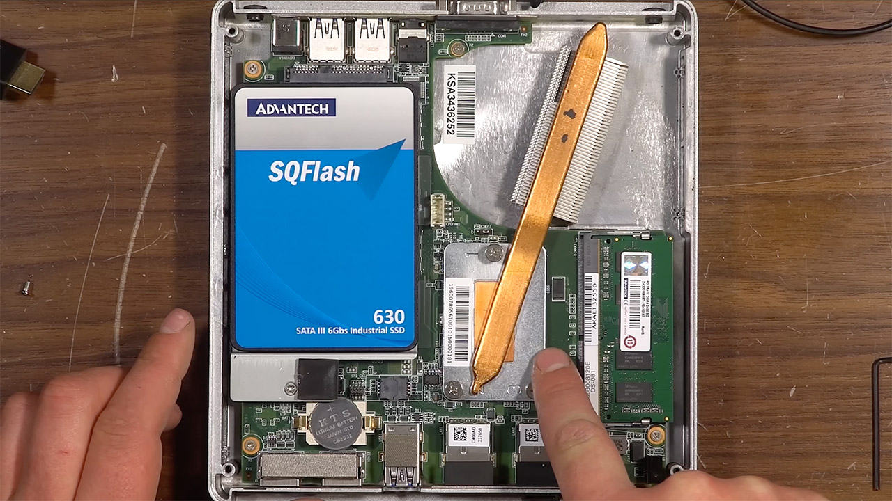 How DIY Builders Turn E‑Waste Into Working Mini PCs and Gaming Rigs