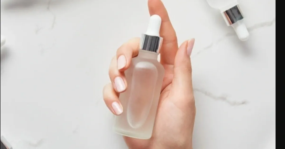 Đình chỉ 5 mỹ phẩm Kencare: Người dùng cần làm gì ngay?