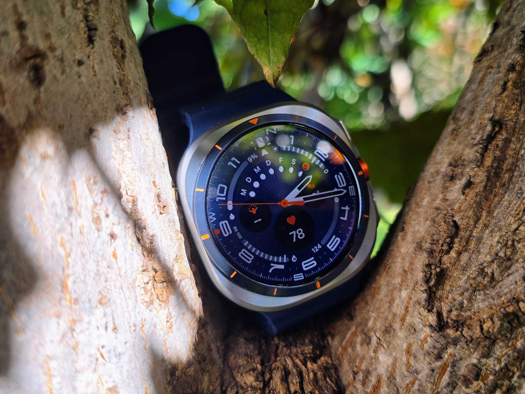 Galaxy Watch Ultra 2 với chip Snapdragon 3nm và pin 800 mAh