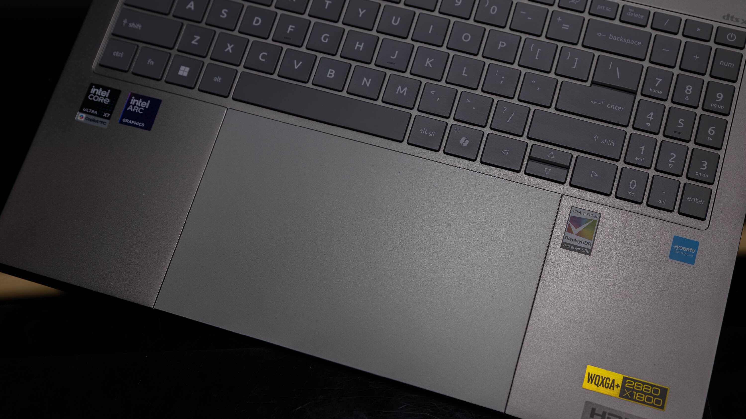 Acer Swift 16 AI vs Razer Blade 16: Which 16-Inch Powerhouse Earns Its Price?
