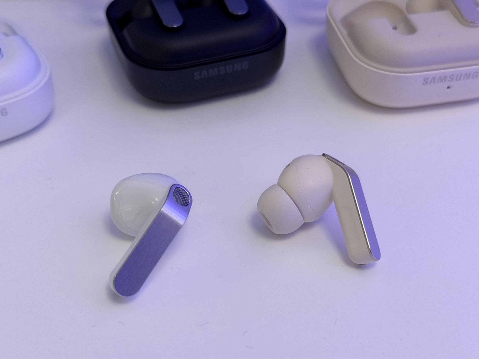 Samsung hoãn Galaxy Buds Able: chiến lược tái định nghĩa tai nghe mở