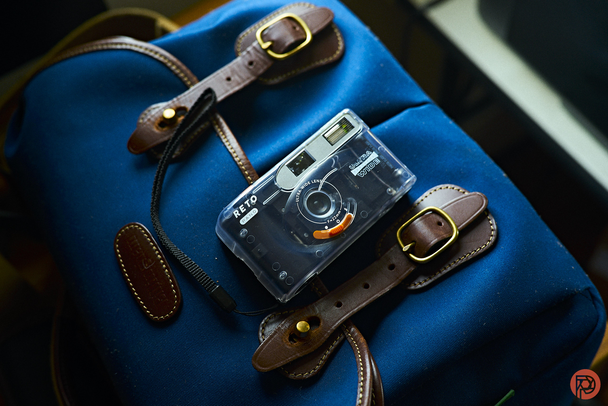 Máy ảnh Analog Giá Rẻ cho Gen Z: 5 Point-and-Shoot Vintage Đáng Mua
