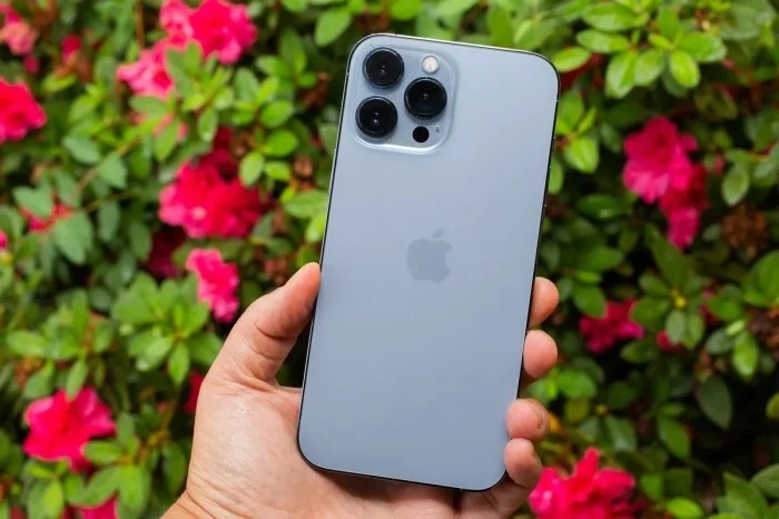 iPhone 12, 13, 14 Pro Max cũ: chọn mẫu nào đáng tiền nhất?
