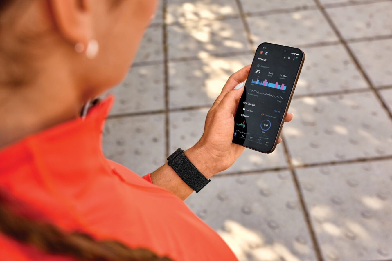 Garmin Cirqa: vòng đeo không màn hình và triết lý tối giản