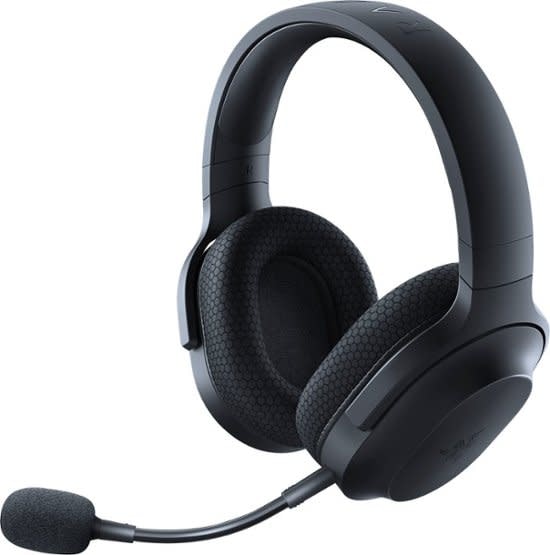 Gaming peripherals khuyến mãi: Tai nghe, bàn phím cơ, micro và receiver giá cực tốt
