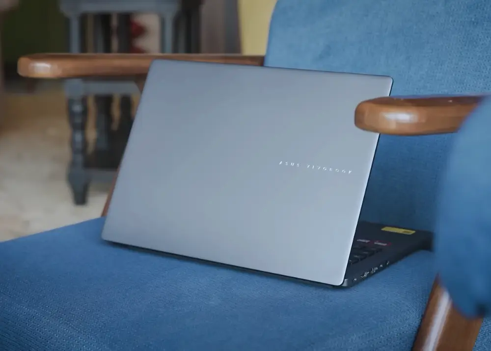 ASUS Back to School: Chọn Vivobook hay laptop 16 inch nào cho mùa tựu trường