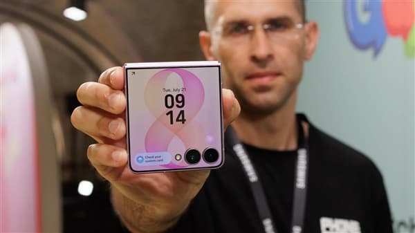 Galaxy Z Flip 8: Slimmer, Smarter, But Is It Worth the Price?