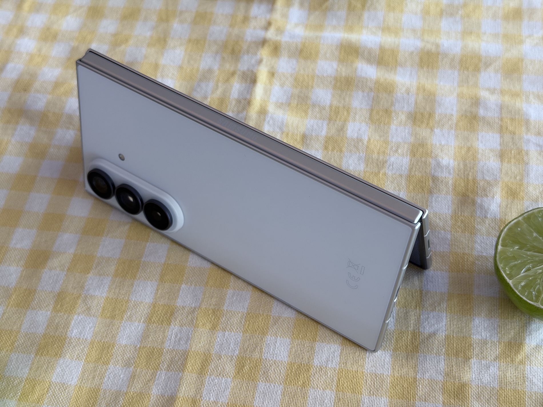 Galaxy Z Fold8 Ultra, Fold8 và Flip8: ba mũi nhọn mới của điện thoại gập Samsung
