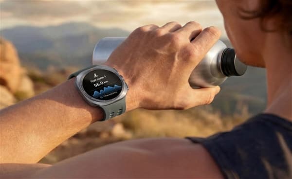 Galaxy Watch Ultra2 Shrinks, Shines and Goes Longer for Outdoor Athletes