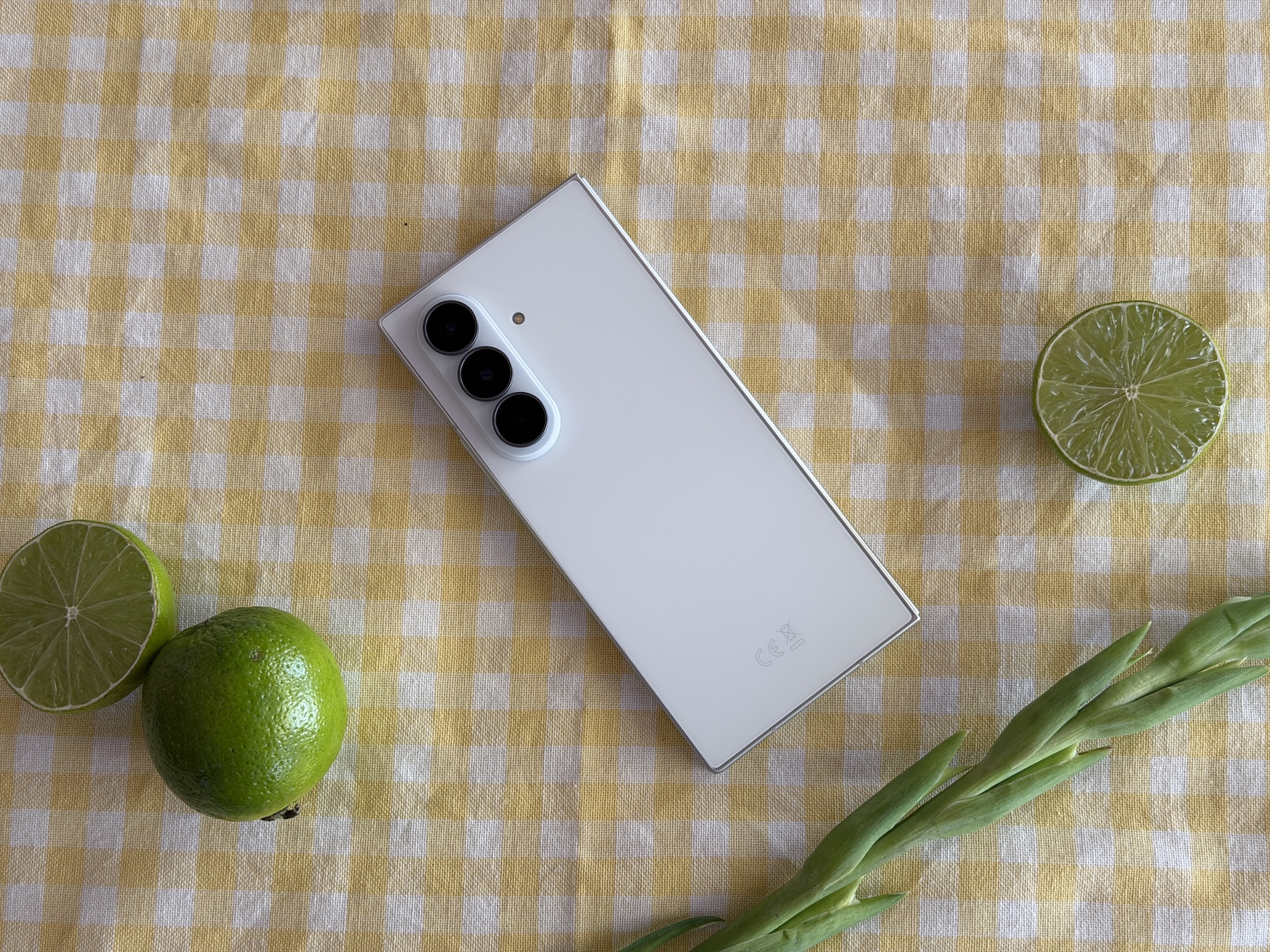 Galaxy Z Fold8 Ultra, Fold8 và Flip8: ba mũi nhọn mới của điện thoại gập Samsung