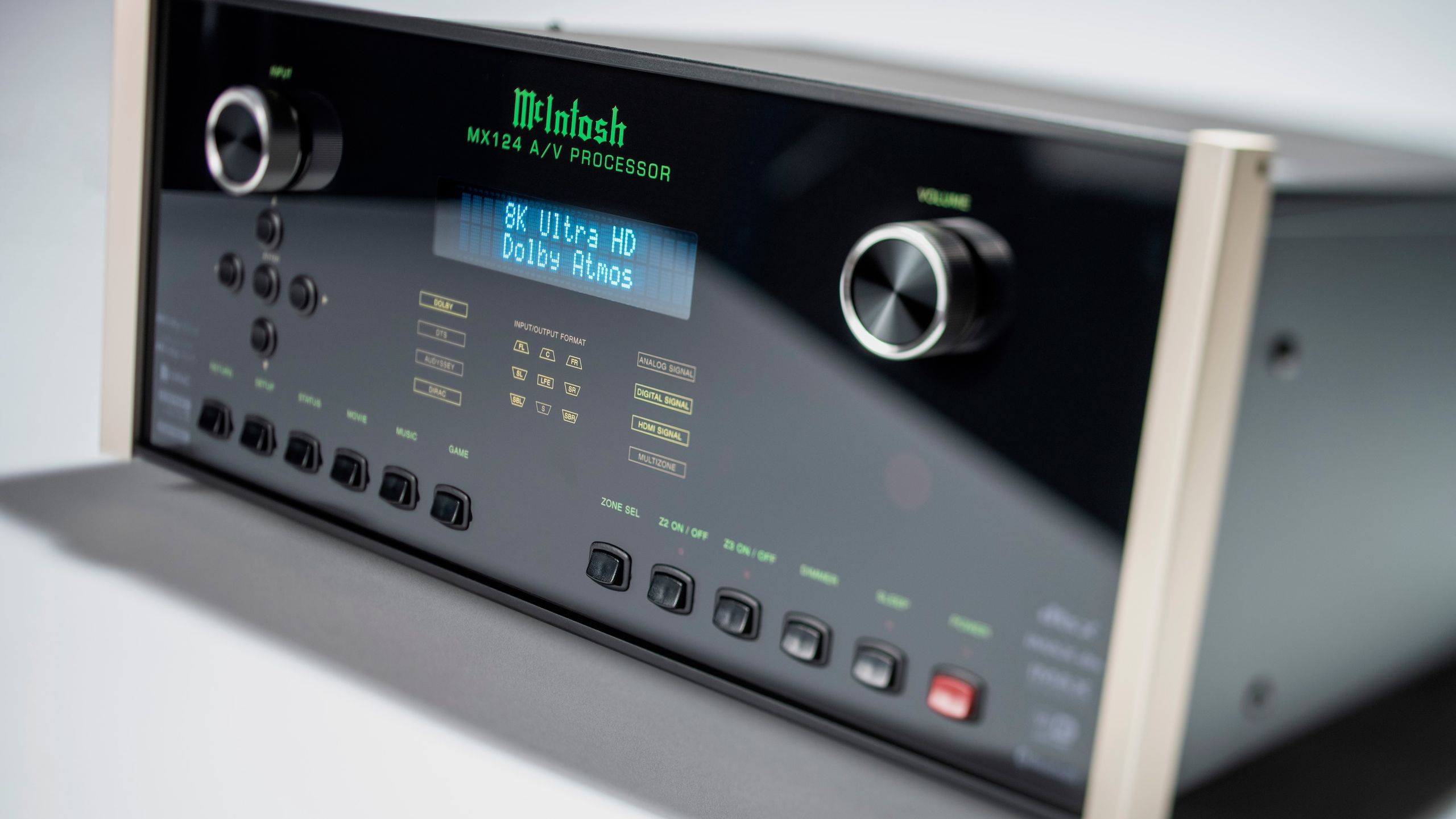 Ampli tích hợp cao cấp: Accuphase E-5000, Denon AVC-A1H và McIntosh MX124 so sánh chi tiết
