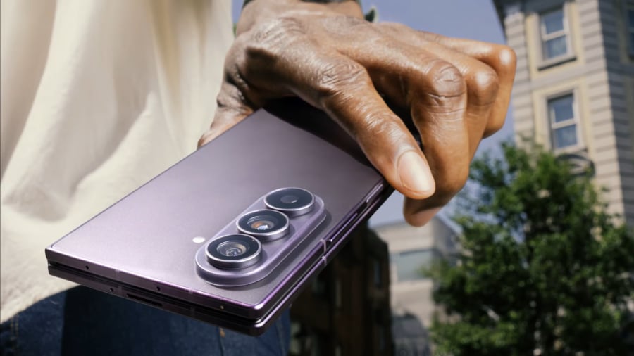 Galaxy Z Fold8 Ultra: Flex Titanium and the New Foldable Upgrade Question