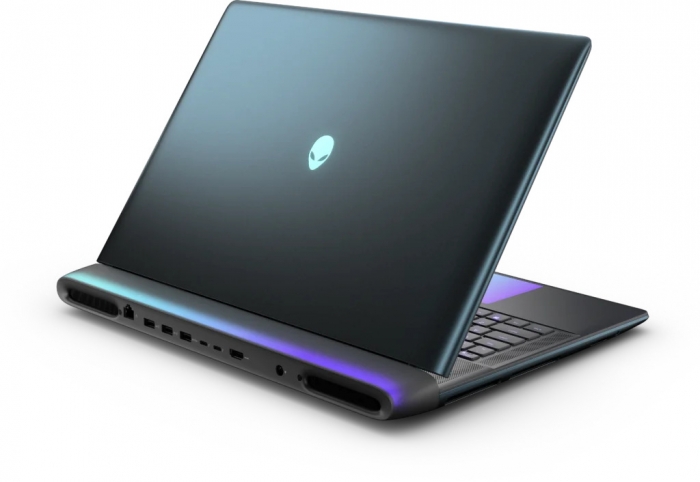 RTX 50 Series laptop: nên nâng cấp HP OMEN hay chờ Alienware?