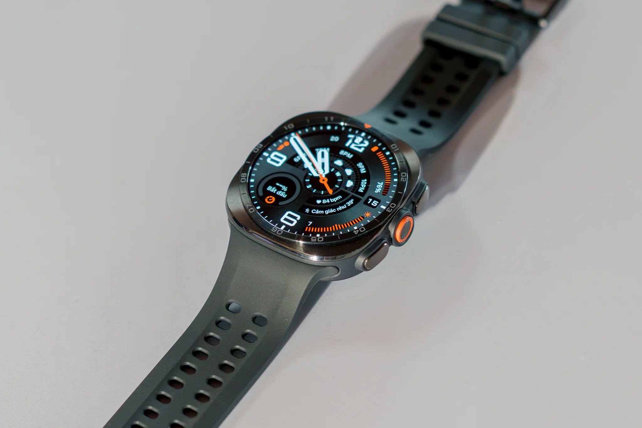 Galaxy Watch Ultra2 và Watch9: AI sức khỏe và pin dài đáng tiền hơn nâng cấp nhỏ