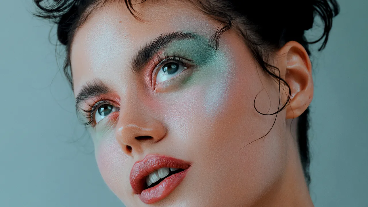 UV Damage Is Silently Breaking Your Hair This Summer