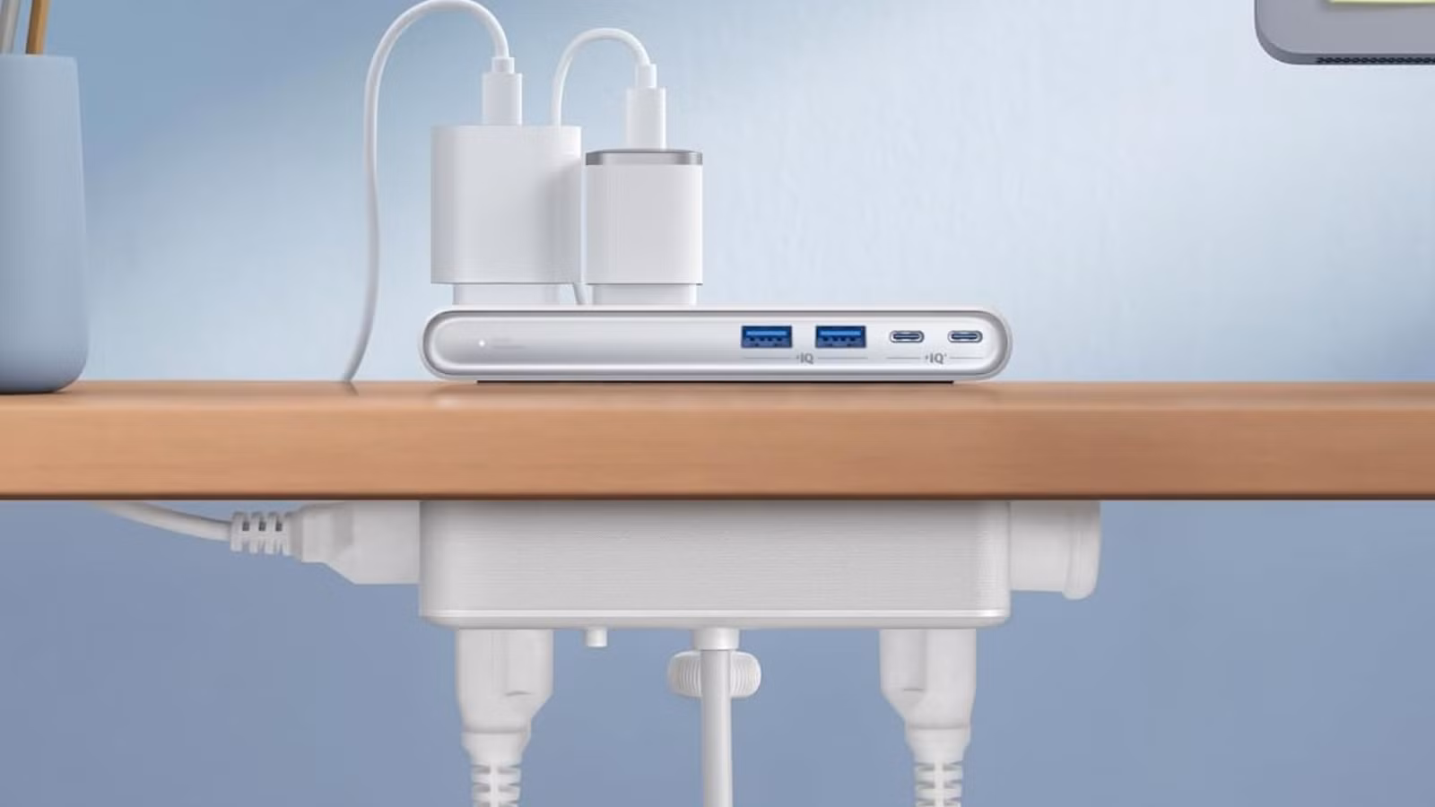 Thanh nguồn Anker Nano: giải pháp gọn gàng cho bàn làm việc sáng tạo