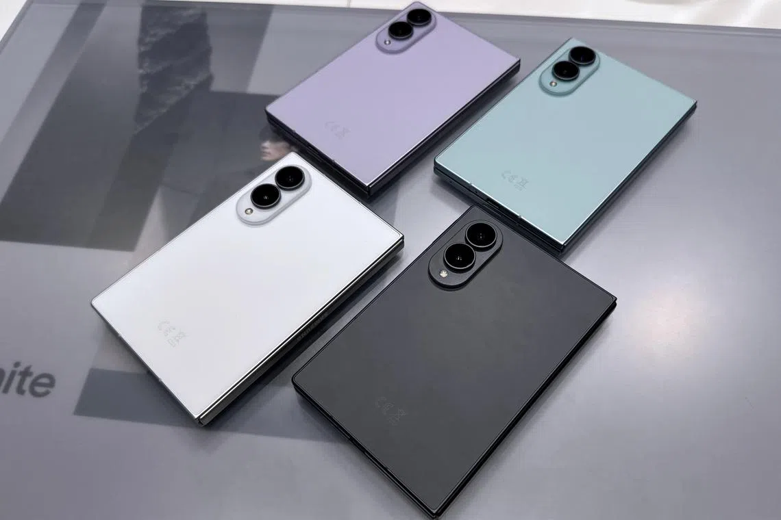 Apple’s Foldable Ambitions Meet a Market Samsung and Google Already Shaped