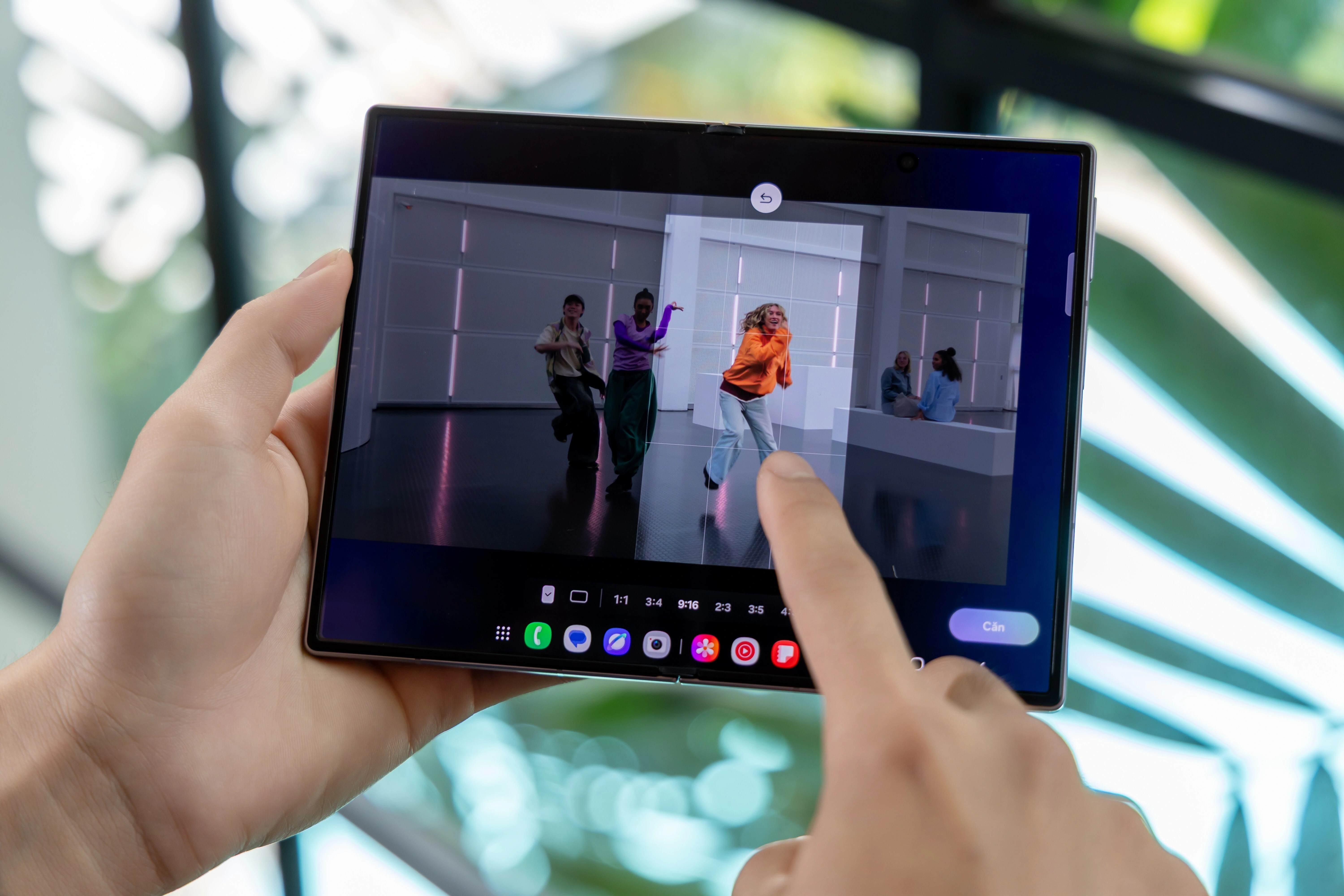 Samsung Galaxy Unpacked: Ba mẫu điện thoại gập bước vào kỷ nguyên AI