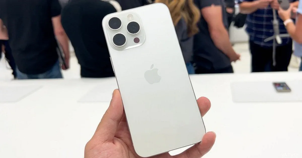 iPhone 17 rớt giá, iPhone 15 tăng: nên mua máy nào lúc này?