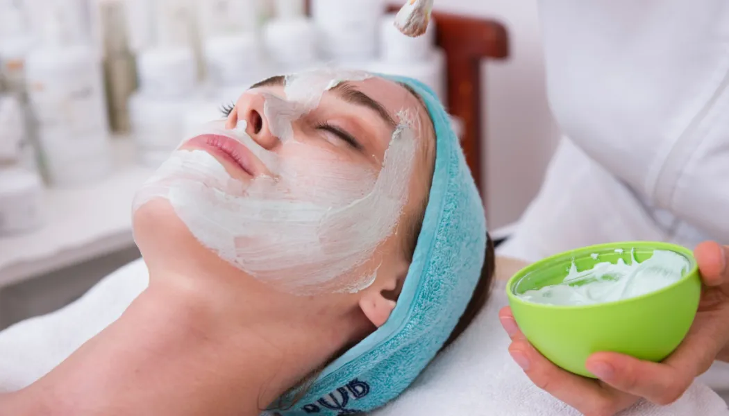 K-Beauty Essences for Glass Skin: The Hydration-First Buying Guide