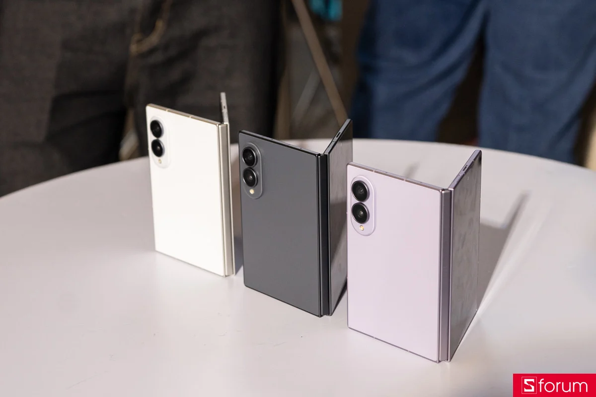 Galaxy Z Fold 8 Charging and Battery Finally Catch Up With the Hardware