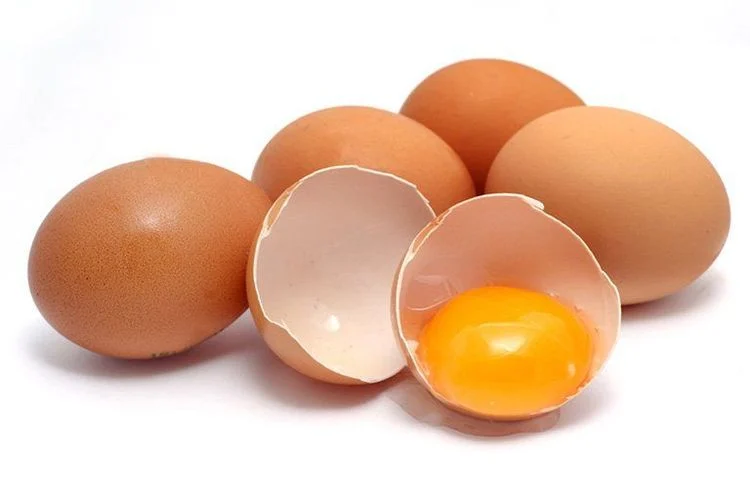 Những sai lầm dinh dưỡng âm thầm gây rụng tóc và cách sửa