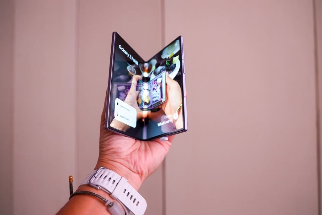 Galaxy Z Fold8 Shape: cuộc truy tìm tỉ lệ vàng cho điện thoại gập