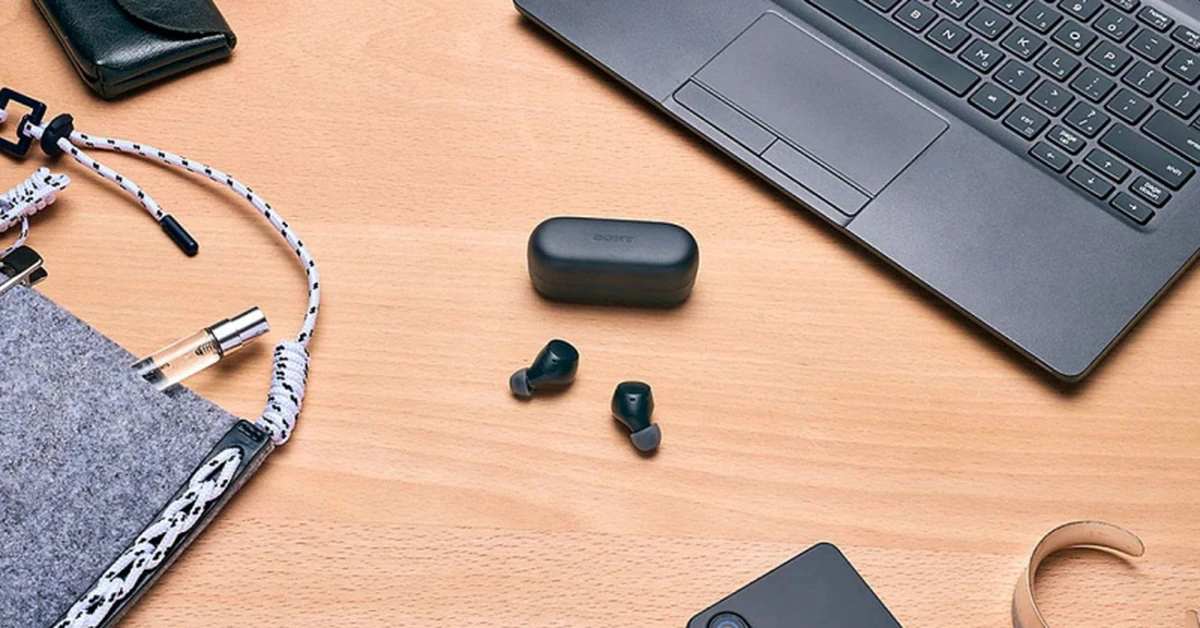 Smartwatch và phụ kiện công nghệ giảm giá cuối tháng
